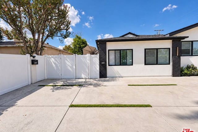 6385 Zelzah Avenue, Encino, CA 91316 — photo 31 of 32