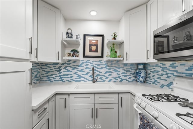 19229 Avenue Of The Oaks A, Newhall, CA 91321 — photo 15 of 53
