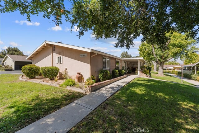 19229 Avenue Of The Oaks A, Newhall, CA 91321 — photo 2 of 53
