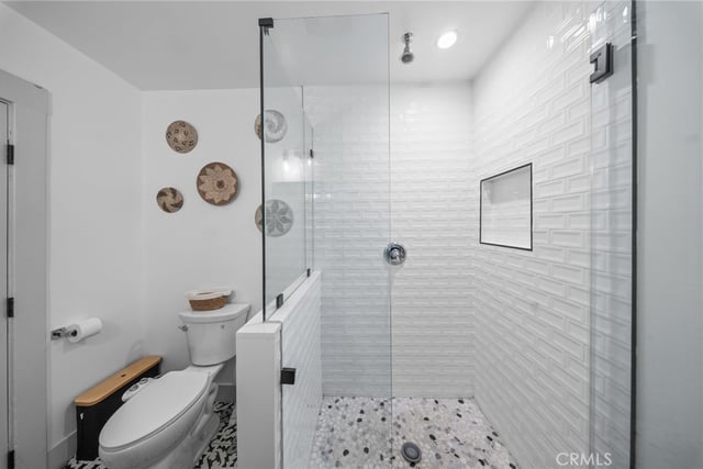 3858 S Hobart Boulevard, Los Angeles, CA 90062 — photo 18 of 43