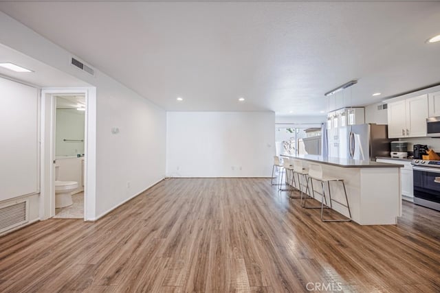 10415 Larwin, Chatsworth, CA 91311 — photo 10 of 38