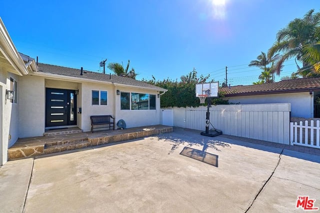 3310 Onrado Street, Torrance, CA 90503 — photo 31 of 33