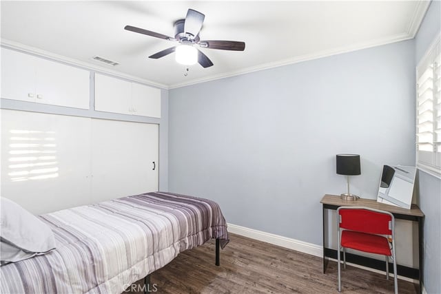 2102 Pattiz Avenue, Long Beach, CA 90815 — photo 13 of 36