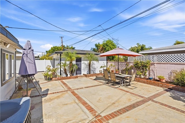 2102 Pattiz Avenue, Long Beach, CA 90815 — photo 32 of 36