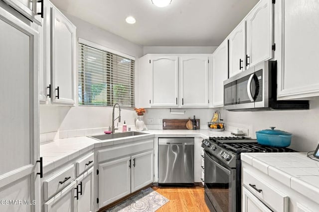2913 Antonio Drive 104, Camarillo, CA 93010 — photo 10 of 32