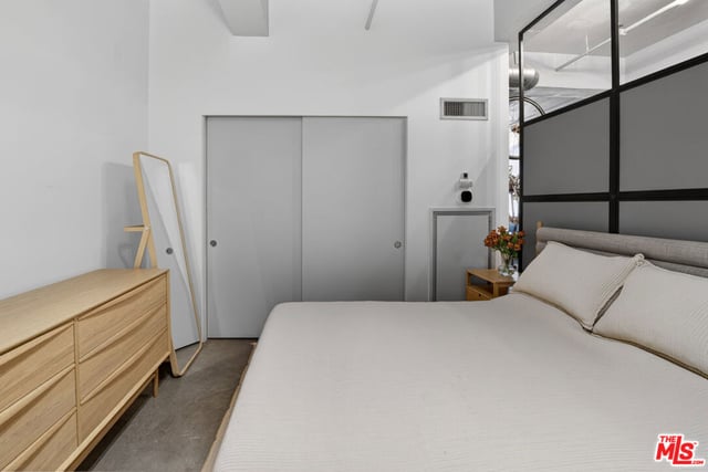 849 S Broadway 203, Los Angeles, CA 90014 — photo 15 of 35