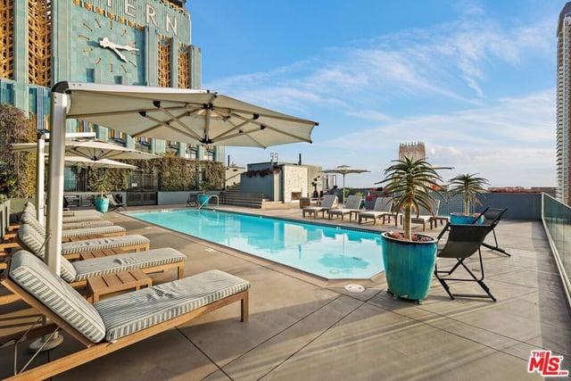 849 S Broadway 203, Los Angeles, CA 90014 — photo 23 of 35