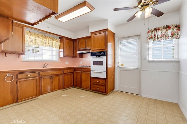 1129 W 9th Street W, San Pedro, CA 90731 — photo 36 of 54