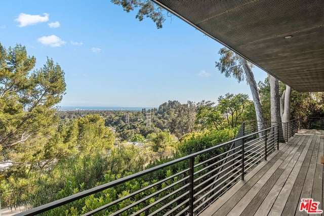 901 Kenter Way, Los Angeles, CA 90049 — photo 17 of 31