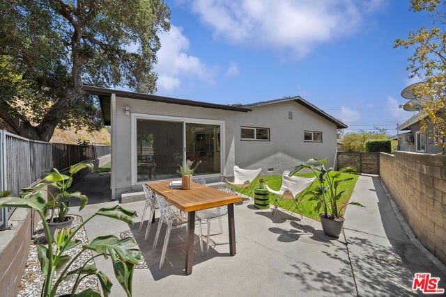2761 Lompoc Street, Los Angeles, CA 90065 — photo 28 of 32