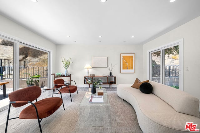 2761 Lompoc Street, Los Angeles, CA 90065 — photo 9 of 32