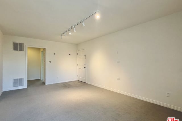 937 5th Street 8, Santa Monica, CA 90403 — photo 2 of 20