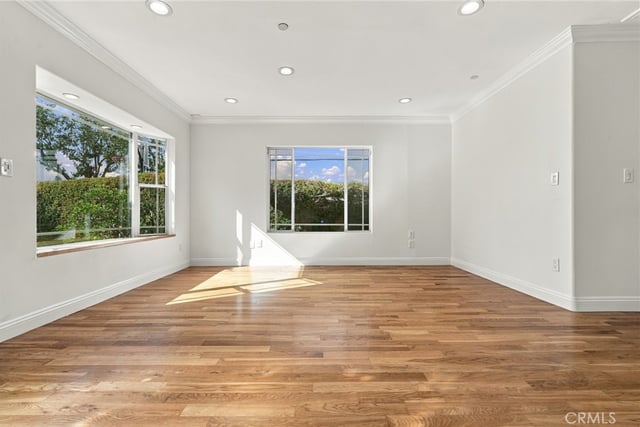 1404 N Naomi Street, Burbank, CA 91505 — photo 11 of 56