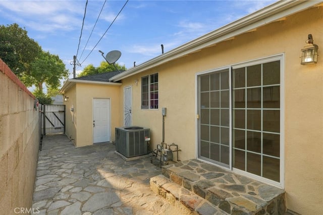 1404 N Naomi Street, Burbank, CA 91505 — photo 55 of 56