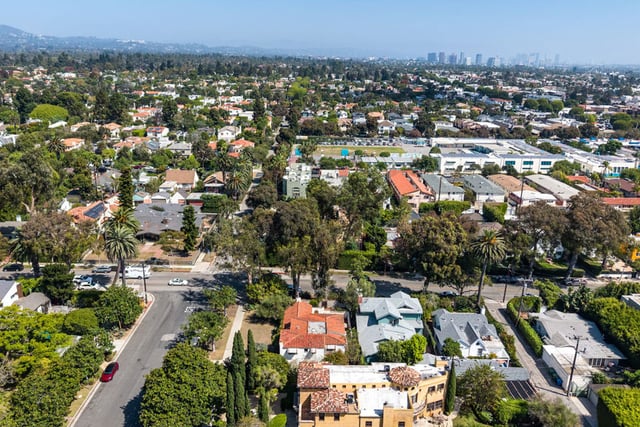 624 Alta Avenue, Santa Monica, CA 90402 — photo 40 of 48