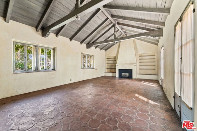 624 Alta Avenue, Santa Monica, CA 90402 — photo 5 of 48