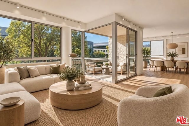 320 N Maple Drive 303, Beverly Hills, CA 90210 — photo 7 of 34