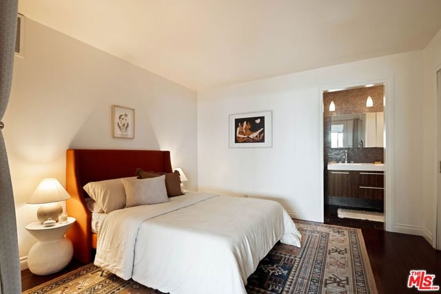 1021 N Crescent Heights Boulevard 207, Los Angeles, CA 90046 — photo 15 of 26