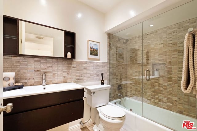 1021 N Crescent Heights Boulevard 207, Los Angeles, CA 90046 — photo 24 of 26