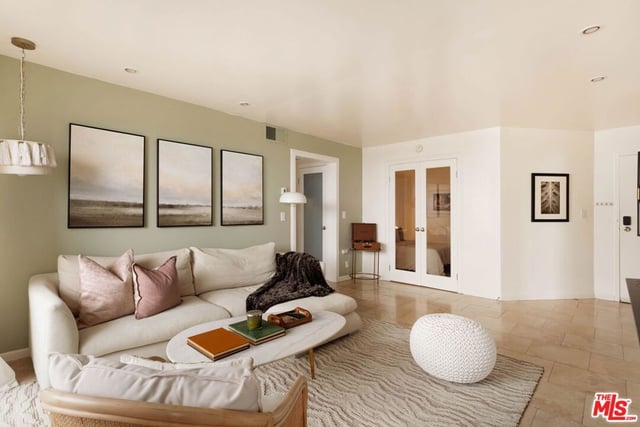 1021 N Crescent Heights Boulevard 207, Los Angeles, CA 90046 — photo 6 of 26