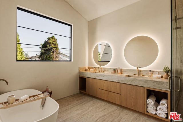 4724 Halbrent Avenue, Sherman Oaks, CA 91403 — photo 30 of 36