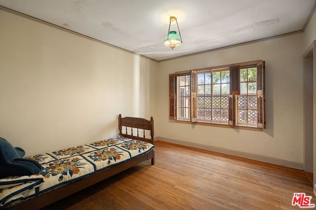 1902 Georgina Avenue, Santa Monica, CA 90402 — photo 17 of 32