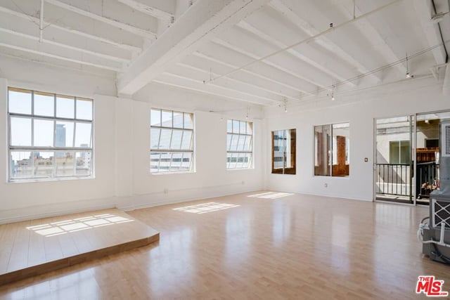 312 W 5th Street 1112, Los Angeles, CA 90013 — photo 7 of 53