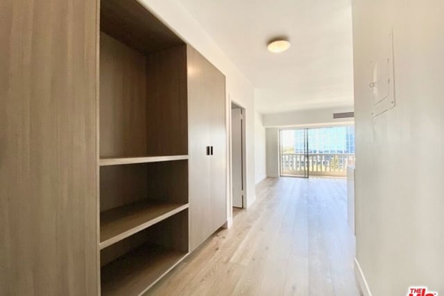 999 N Doheny Drive 1001, West Hollywood, CA 90069 — photo 2 of 16