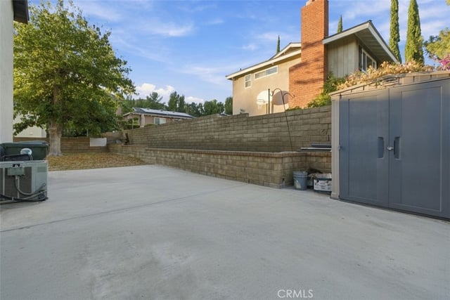 28975 Lotusgarden, Canyon Country, CA 91387 — photo 4 of 51