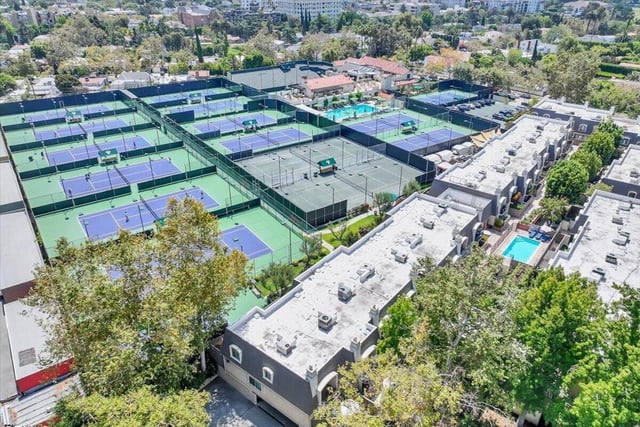 640 Wilcox Avenue, Los Angeles, CA 90004 — photo 45 of 48
