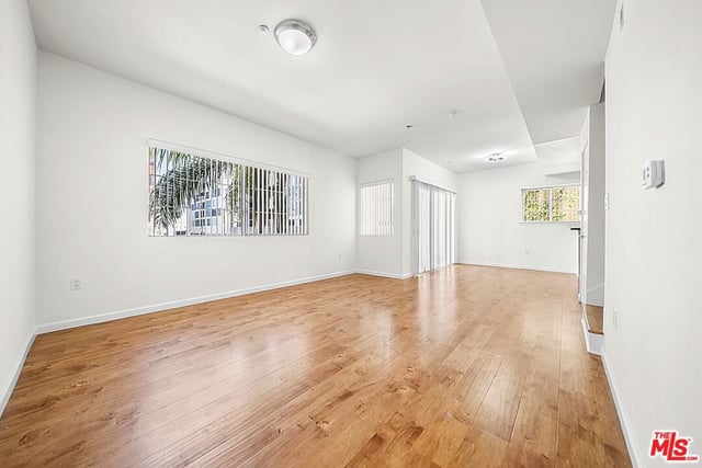 2864 Sunset Place 201, Los Angeles, CA 90005 — photo 2 of 30