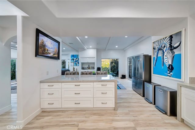 4330 4332 Alhama Dr, Woodland Hills, CA 91364 — photo 18 of 57