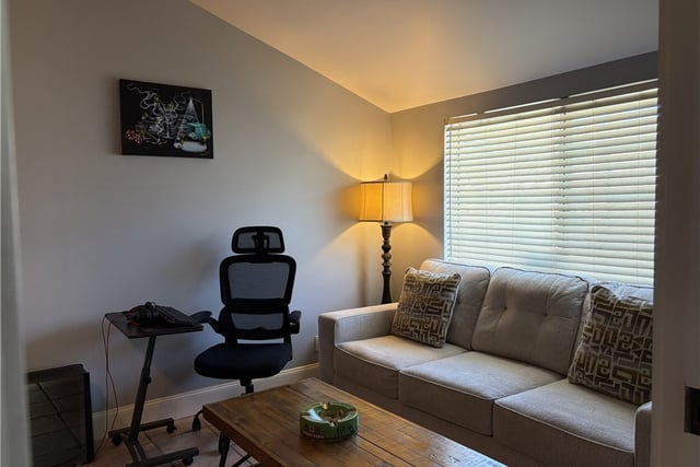 2530 Alden E Alden, Simi Valley, CA 93065 — photo 2 of 15