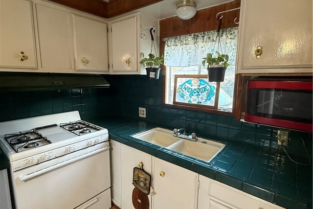 300 E Arbor 25, Long Beach, CA 90805 — photo 5 of 17