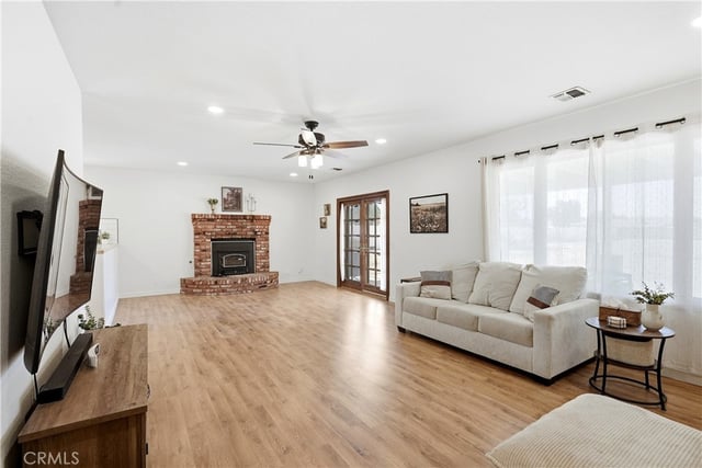 43831 Victor Place, Lancaster, CA 93535 — photo 3 of 49