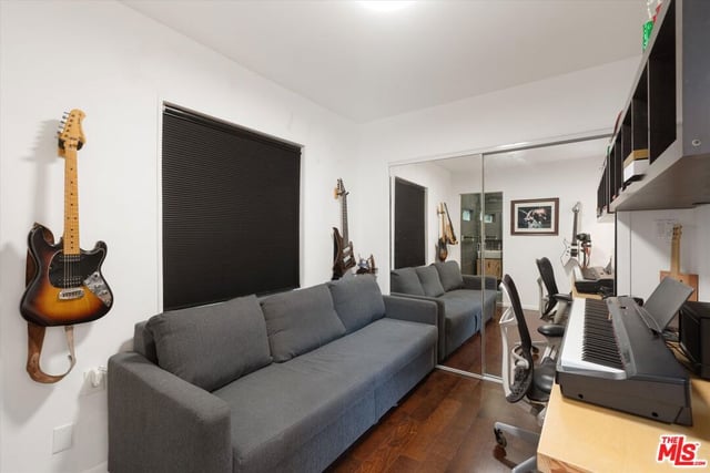 8885 Carson Street, Culver City, CA 90232 — photo 15 of 38