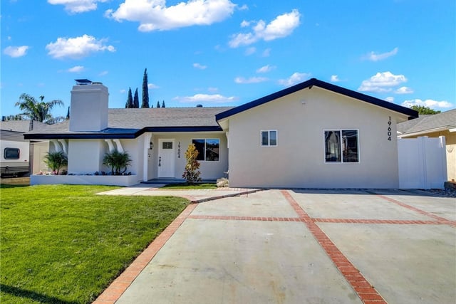 19604 Delight Street, Canyon Country, CA 91351 — photo 3 of 59