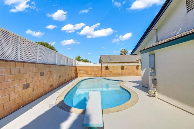19604 Delight Street, Canyon Country, CA 91351 — photo 41 of 59