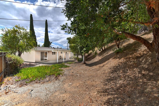 754 Tudor Circle, Thousand Oaks, CA 91360 — photo 28 of 35