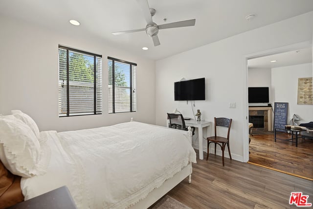 6038 Carlton Way 305, Los Angeles, CA 90028 — photo 12 of 29
