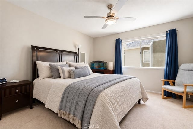 27646 Susan Beth L, Saugus, CA 91350 — photo 5 of 23