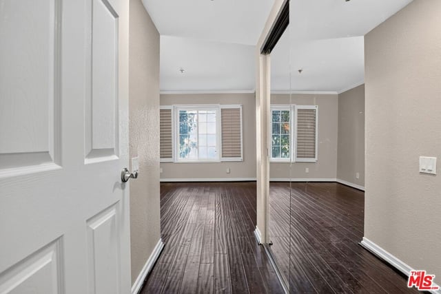 4401 Sepulveda Boulevard 104, Los Angeles, CA 91403 — photo 14 of 27