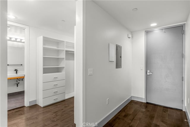 433 Pine Avenue 100, Long Beach, CA 90802 — photo 16 of 35