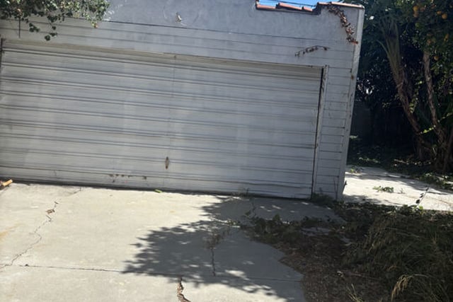 2230 S Ridgeley Drive, Los Angeles, CA 90016 — photo 3 of 28