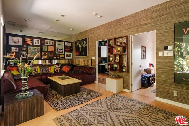 1630 Champlain Terrace, Los Angeles, CA 90026 — photo 3 of 39