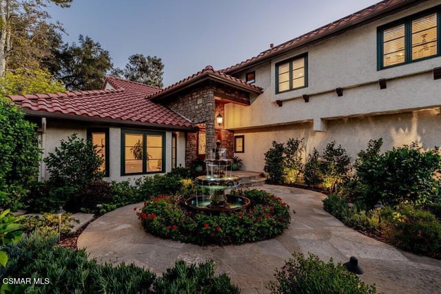 700 Oak Shadow View Place, Newbury Park, CA 91320 — photo 7 of 44