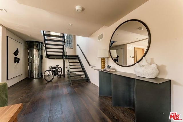 1208 Palms Boulevard, Venice, CA 90291 — photo 25 of 32