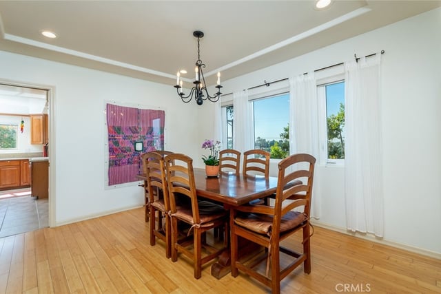 1404 Corona Drive, Glendale, CA 91205 — photo 14 of 55
