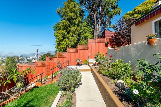 1404 Corona Drive, Glendale, CA 91205 — photo 39 of 55