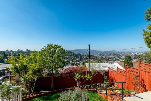 1404 Corona Drive, Glendale, CA 91205 — photo 46 of 55